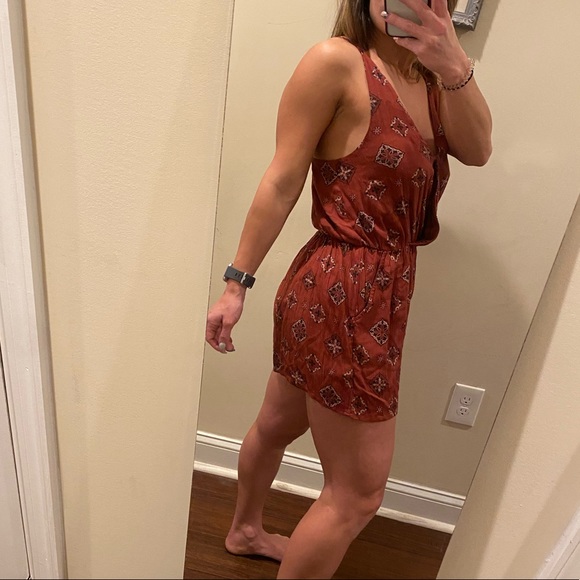 Revolve Amuse Society Bleu Romper in Brick Size S - Picture 7 of 15